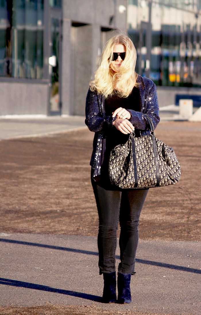 Blue suede ankle boots, black jeans, sequin jacket and Dior bag
