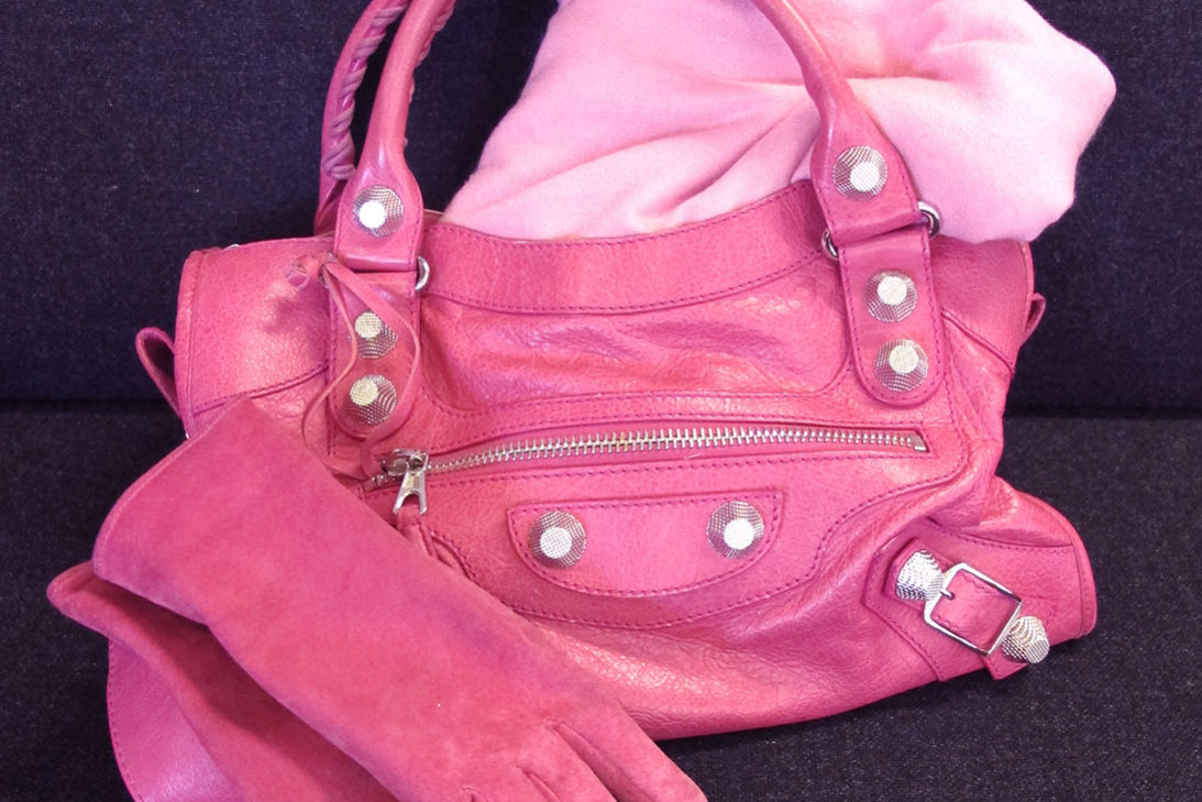 Pink Balenciaga bag, pink suede gloves, pink pashmina