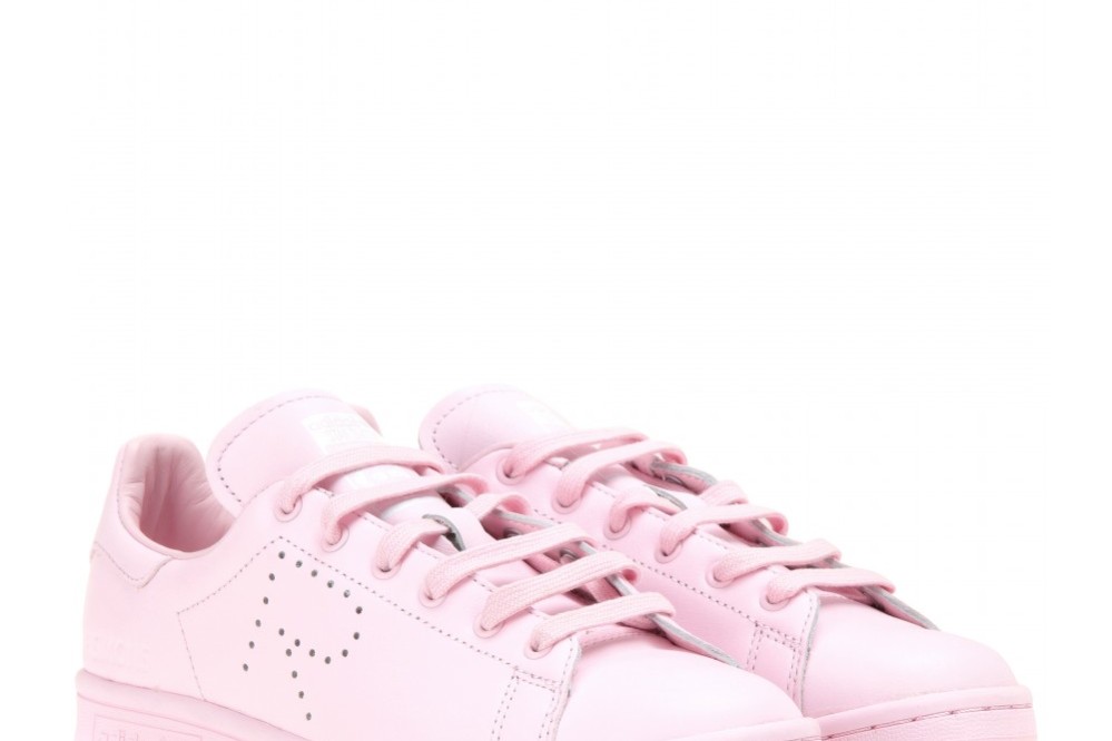 Adidas pink sneaker by Raf Simons
